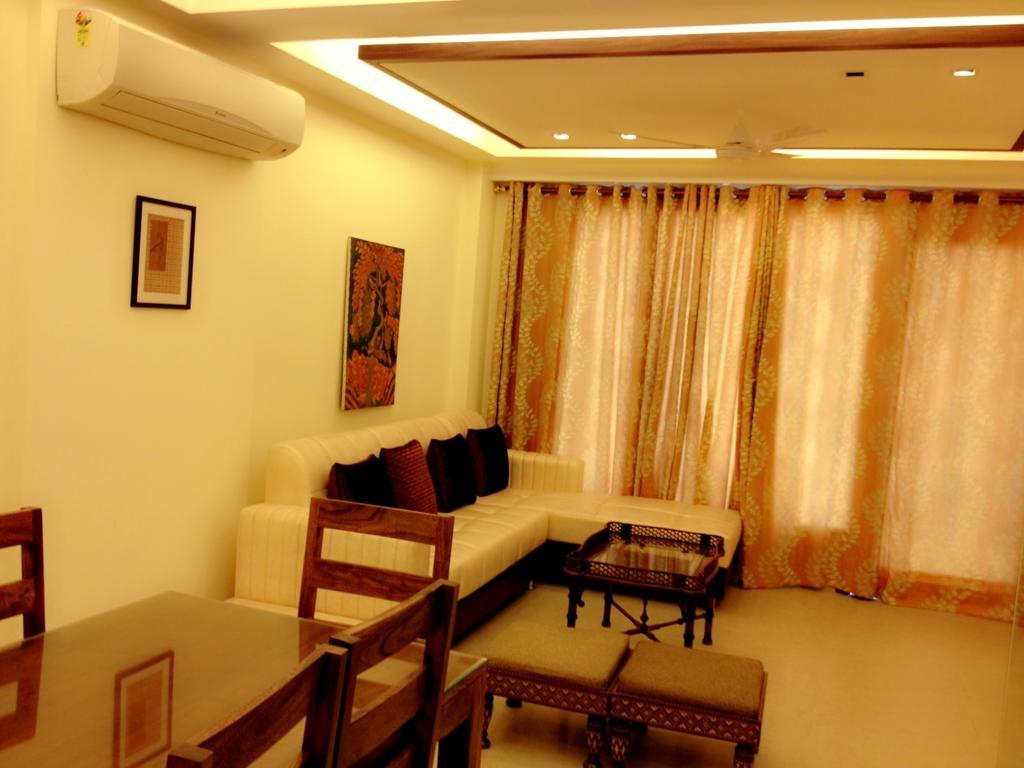 Woodpecker Service Apartments - Green Park Нью-Делі Номер фото